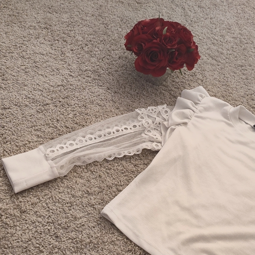 SHEIN Stunning Top Size Medium π€ - Picture 5 of 6